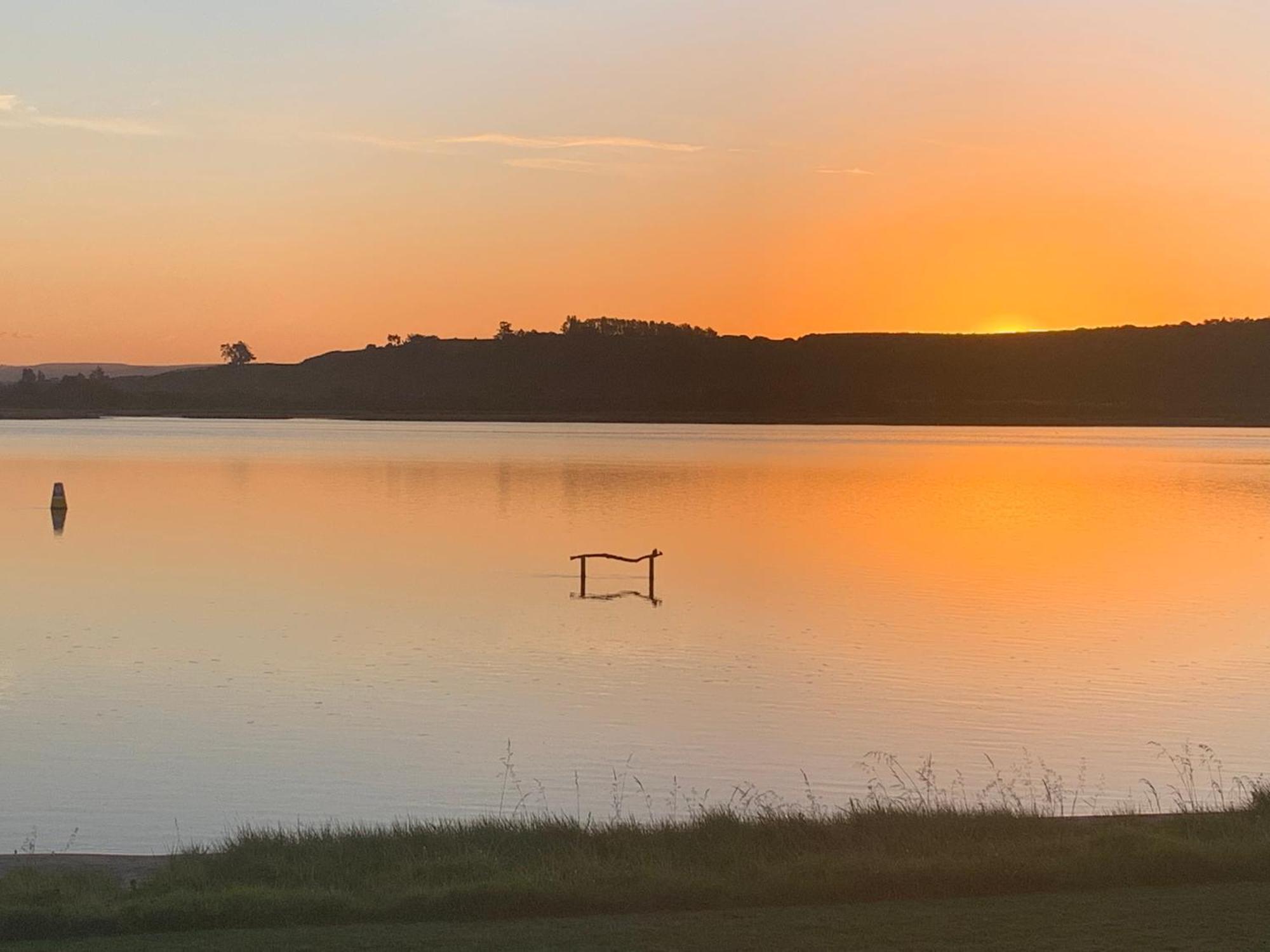 Pukehina Estuary Sunset Views Holiday Home Bagian luar foto
