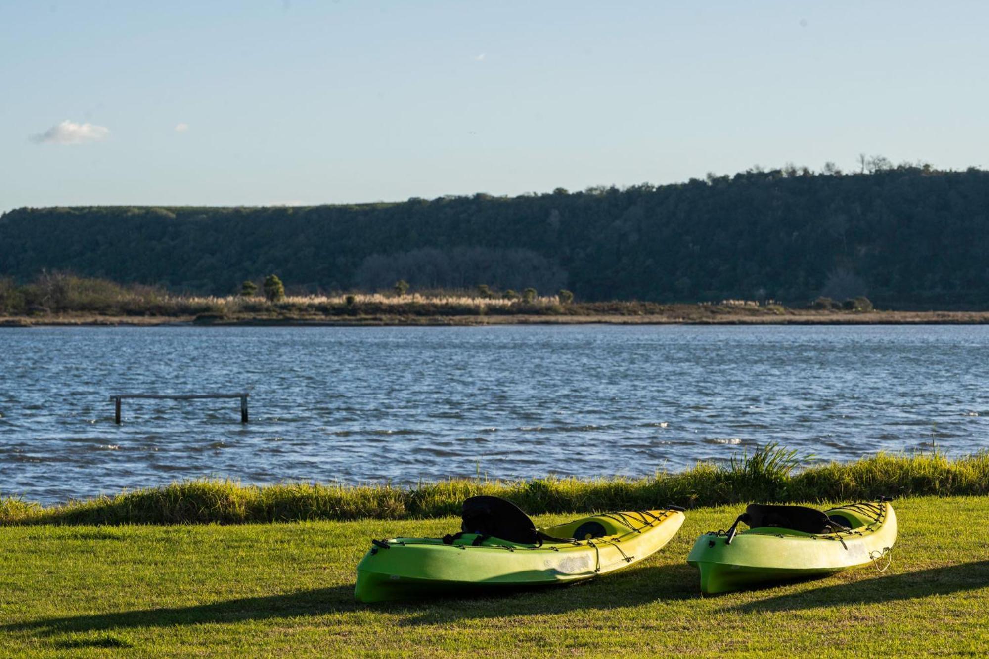 Pukehina Estuary Sunset Views Holiday Home Bagian luar foto