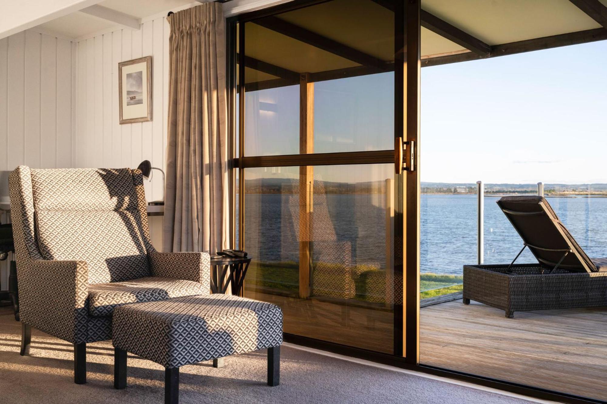 Pukehina Estuary Sunset Views Holiday Home Bagian luar foto